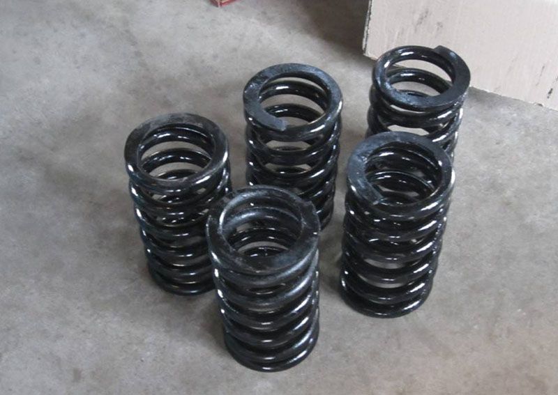 機(jī)車彈簧在運(yùn)作中應(yīng)怎樣降低其震動(dòng)的頻率